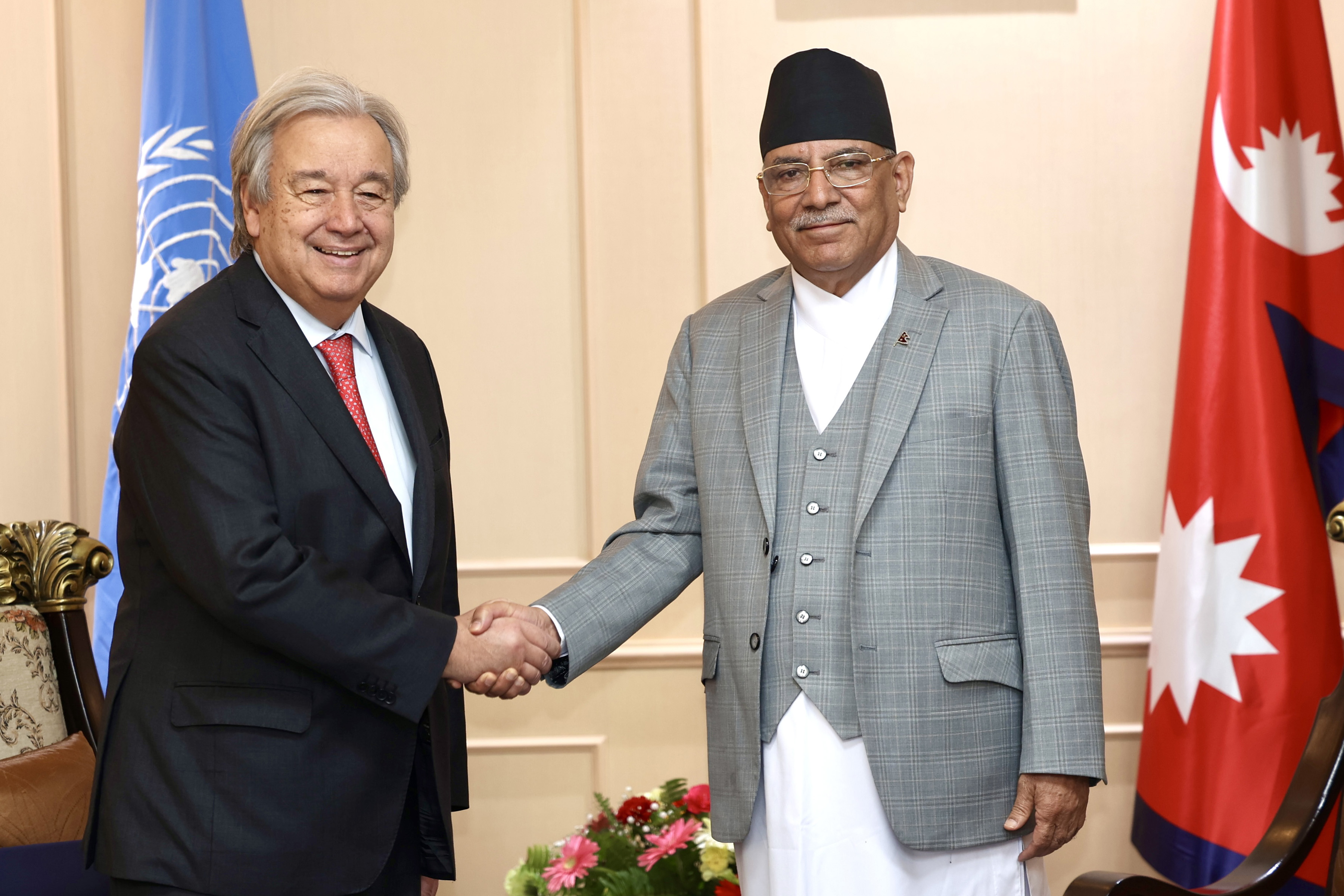 dahal_guterres.JPG