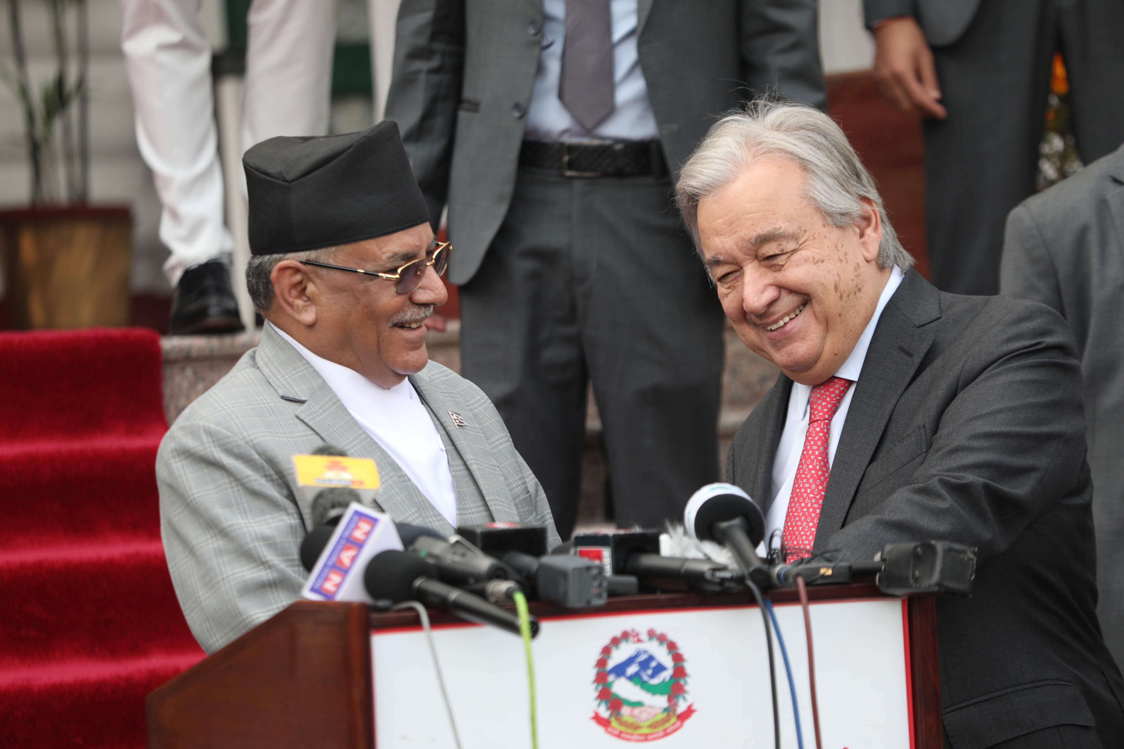 dahal_guterres_1.JPG