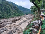 बाढीले बगाउँदा संखुवासभामा एकको मृत्यु, १५ सम्पर्कविहीन