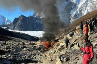 मनाङ एअरको हेलिकोप्टर दुर्घटना, पाइलट घाइते