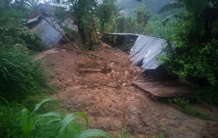 गुल्मीमा पहिरो, दुई जनाको मृत्यु