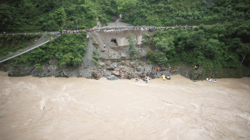 छानबिन प्रतिवेदनको निष्कर्ष: सडक खन्दा गरिएको लापरवाहीले सिमलताल दुर्घटना