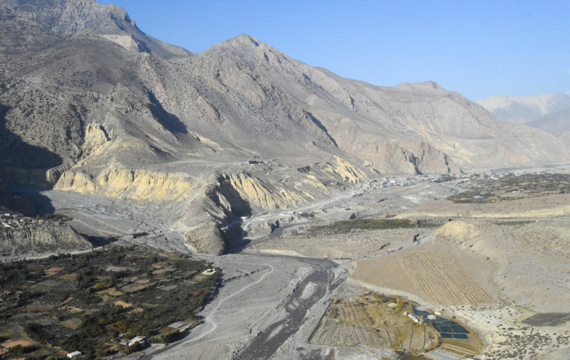 जलवायु संकटका संकेत : बढ्दो मनसुनी गर्मी, अस्वाभाविक वर्षा